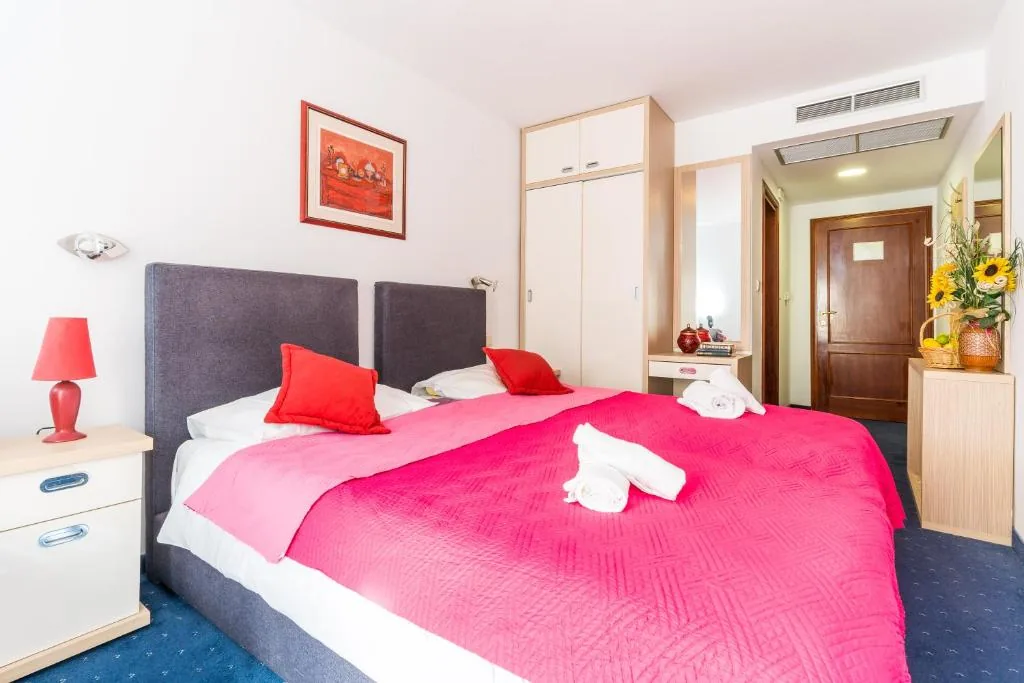 Double Room — Hotel Dubrovnik